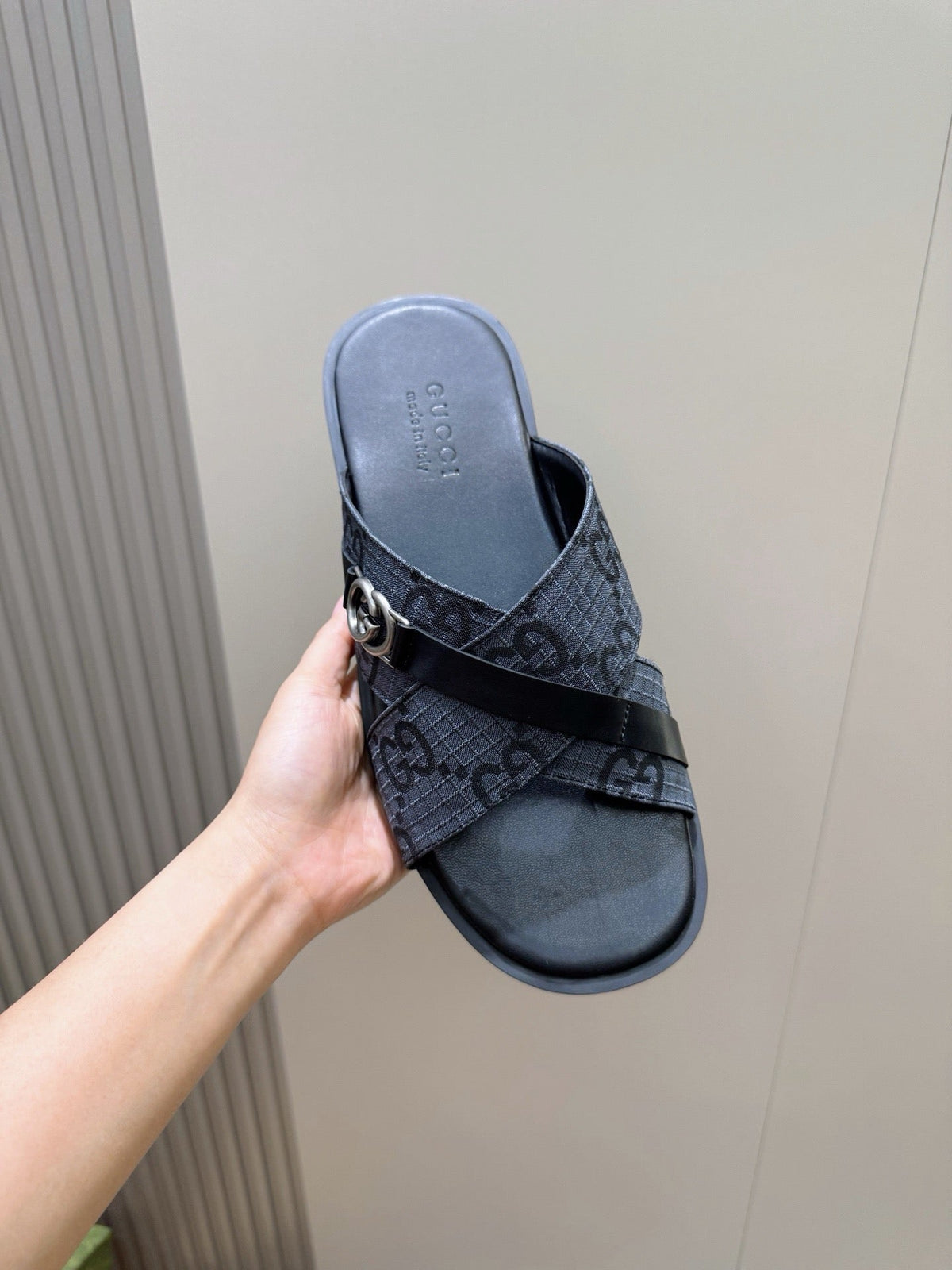 Navy Canvas Denim Monogram Crossover – Herren
