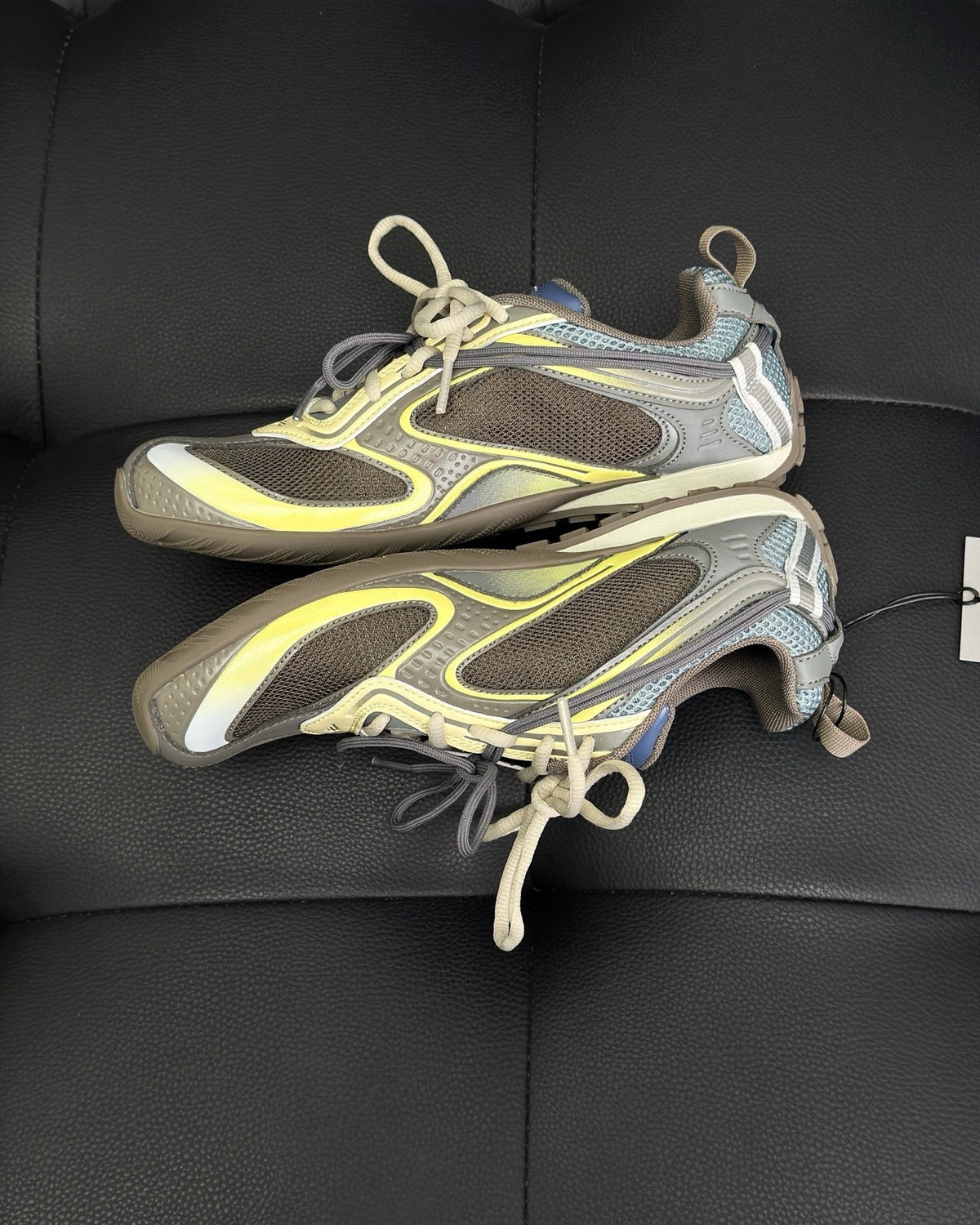 Panel-Sneaker "Runner Silver"