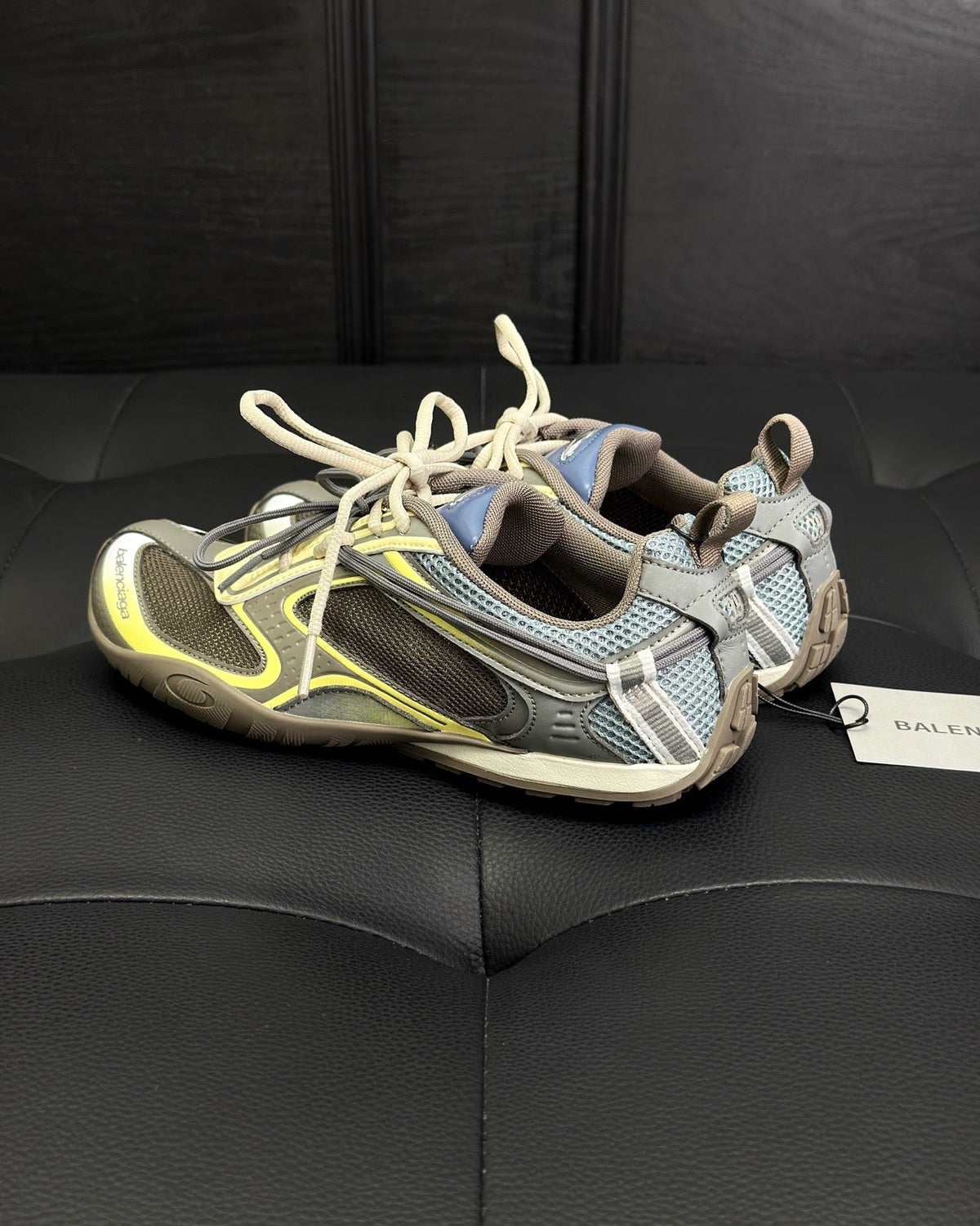 Panelled Runner Silver Sneakers