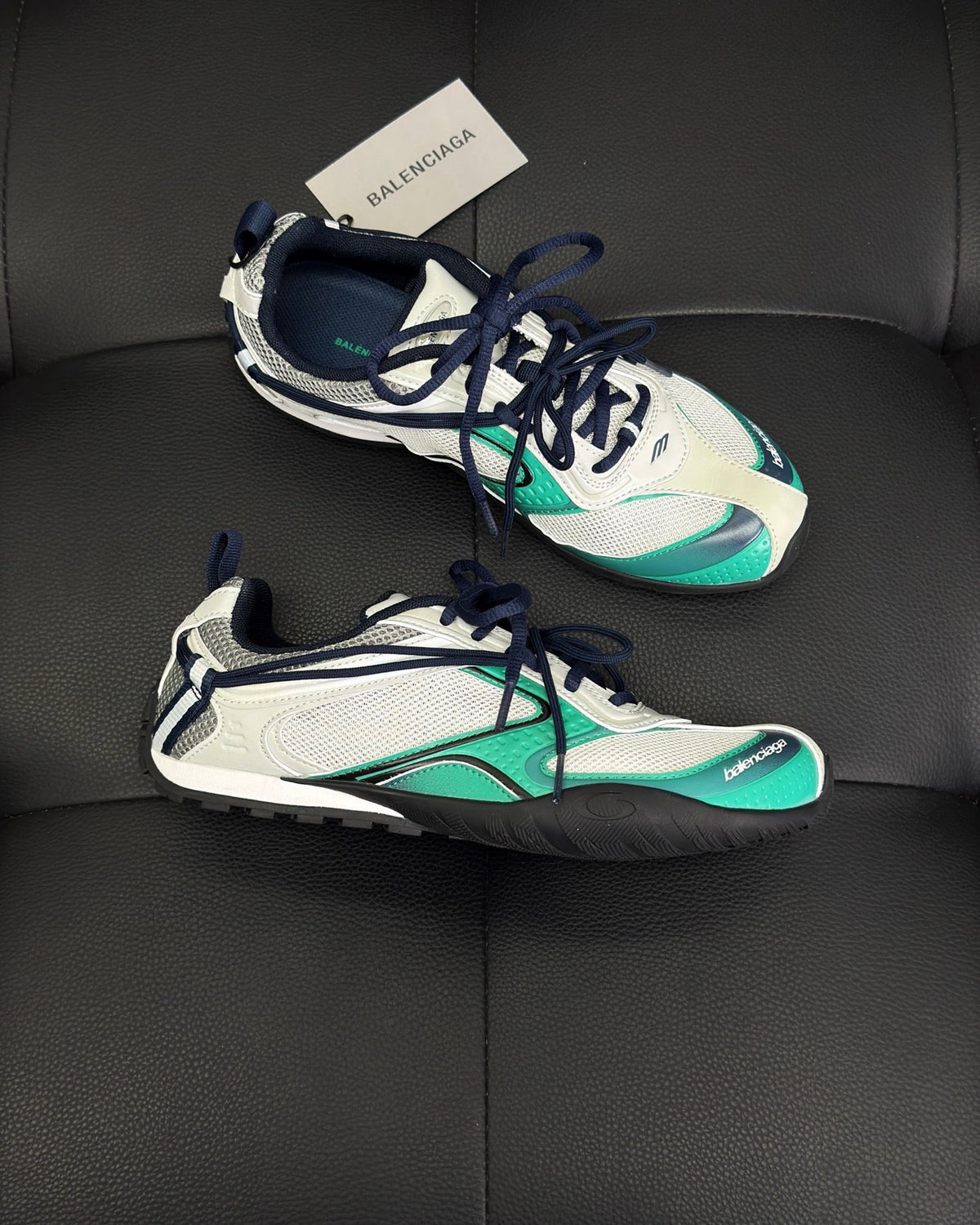 Panelled Runner Silver Sneakers