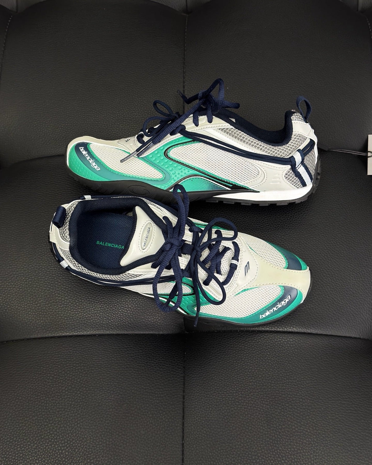 Panelled Runner Silver Sneakers