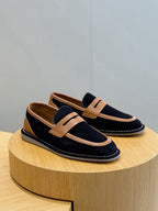 Marineblaue Mokassins aus Wildleder mit Riemen in Kontrastfarbe – Herren