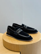 Marineblaue Mokassins aus Wildleder mit Riemen in Kontrastfarbe – Herren