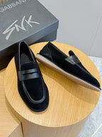 Marineblaue Mokassins aus Wildleder mit Riemen in Kontrastfarbe – Herren
