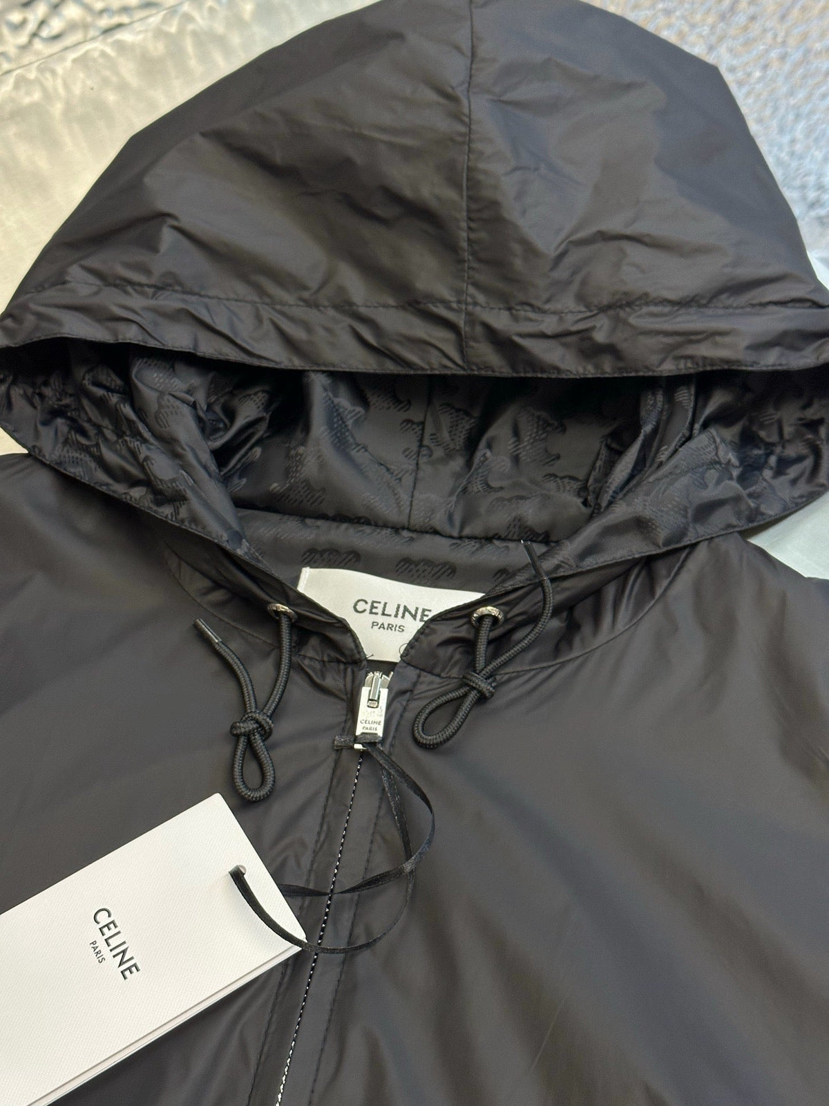 Schwarze Nylon-Bomberjacke mit Kapuze – Herren