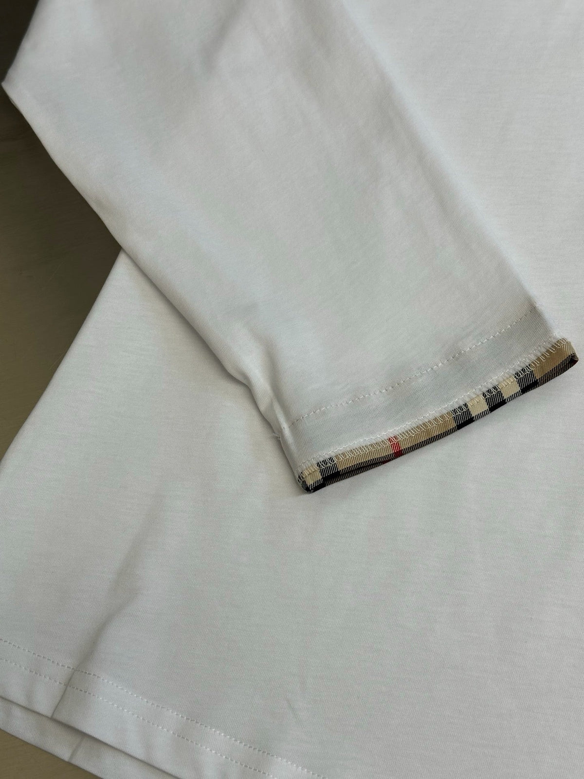 Schwarzes Langarmshirt aus Baumwolle mit Bündchendetail – Herren