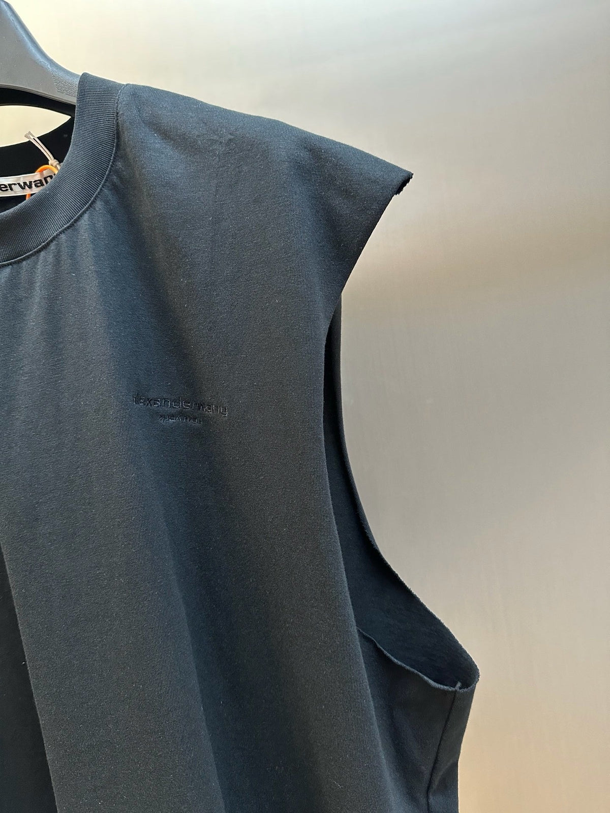 Schwarz-weißes Tanktop für Herren