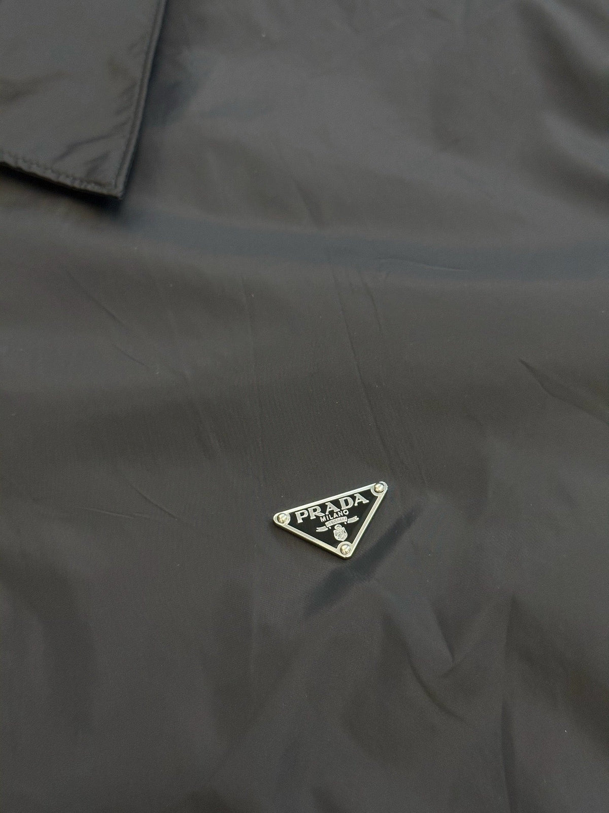 Schwarz-goldene Jacke – Herren