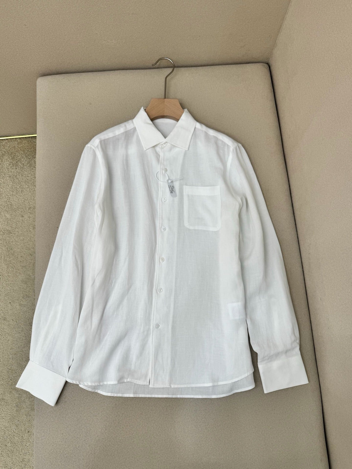 Weißes Langarmshirt aus Baumwolle mit Tasche – Herren