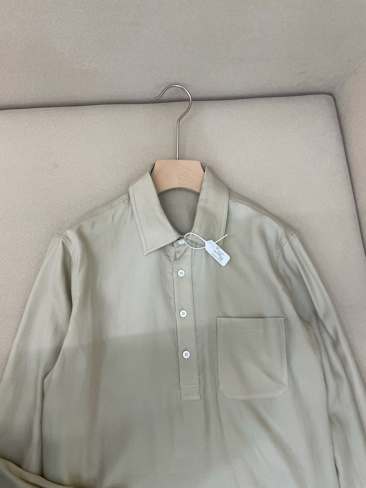 Weißes Baumwoll-Langarmshirt mit Tasche – Herren