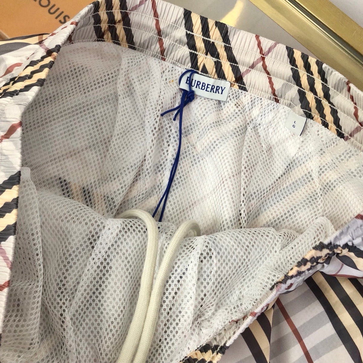 Graue Nylon-Badehose mit Karomuster – Herren