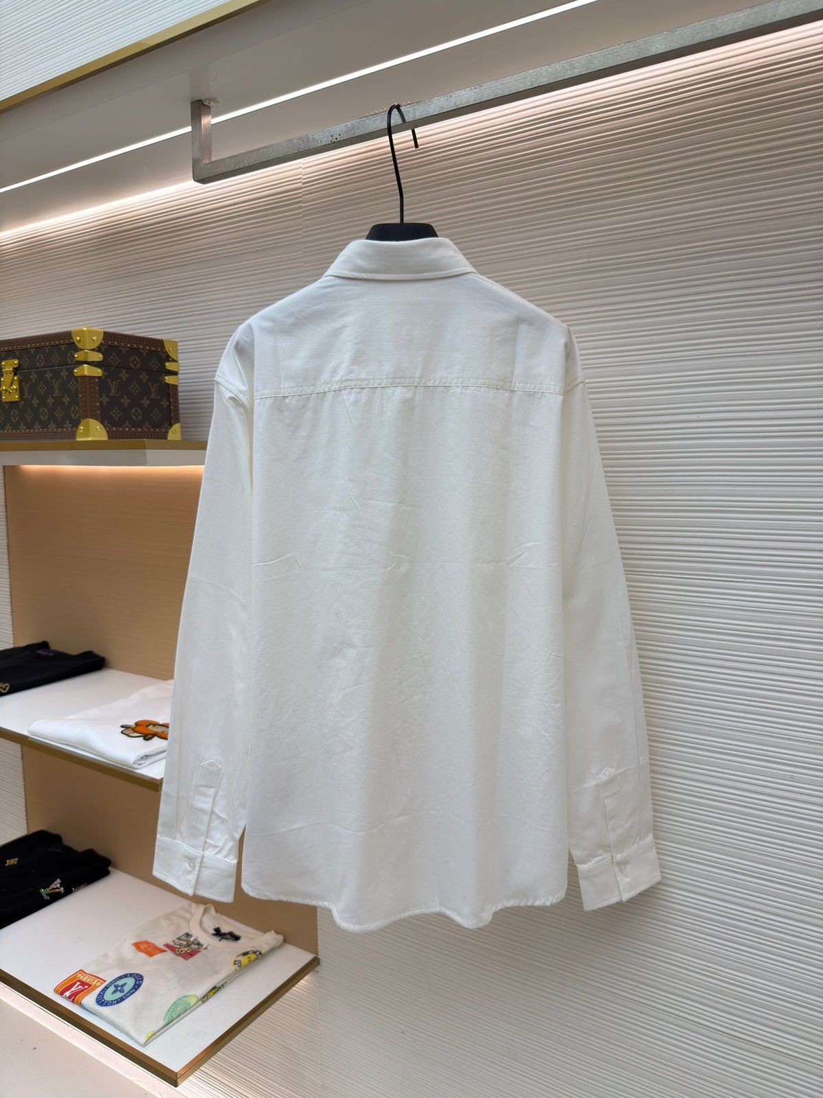 Weißes schlichtes Langarmshirt aus Baumwolle – Herren