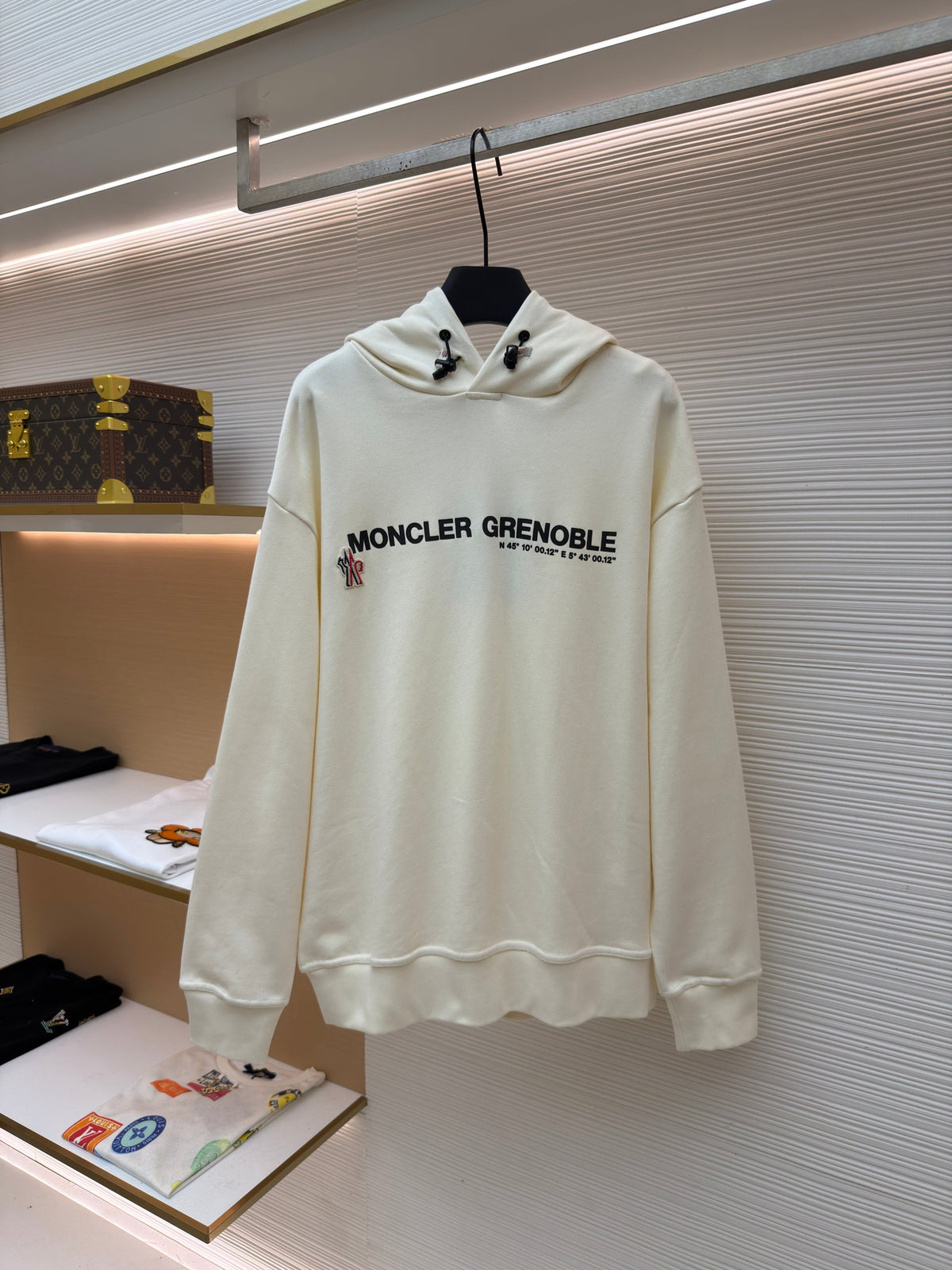 Cremefarbener Pullover mit Text-Logo aus Baumwolle – Herren