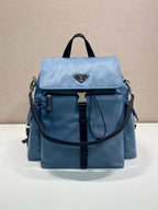 Hellblauer Rucksack