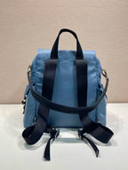 Hellblauer Rucksack