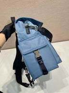Hellblauer Rucksack