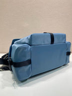 Hellblauer Rucksack