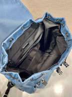 Hellblauer Rucksack