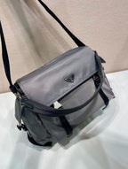 Messenger-Umhängetasche aus Nylon mit Schnalle