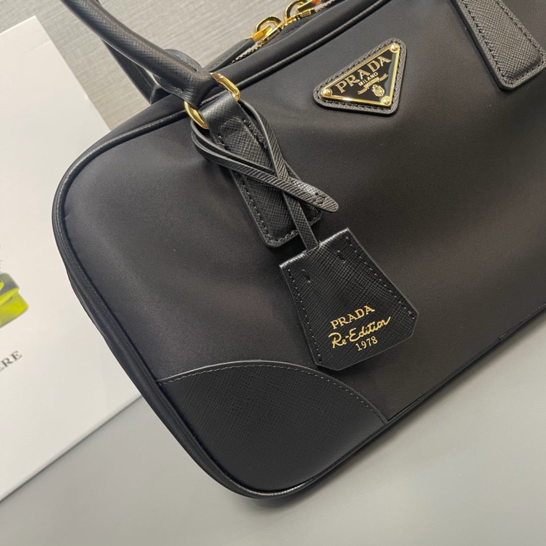 Black Shoulder Bag