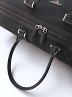 Schwarze Reisetasche