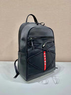 Schwarzer Rucksack