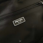Schwarzer Rucksack