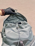 Mehrfarbiger Rucksack
