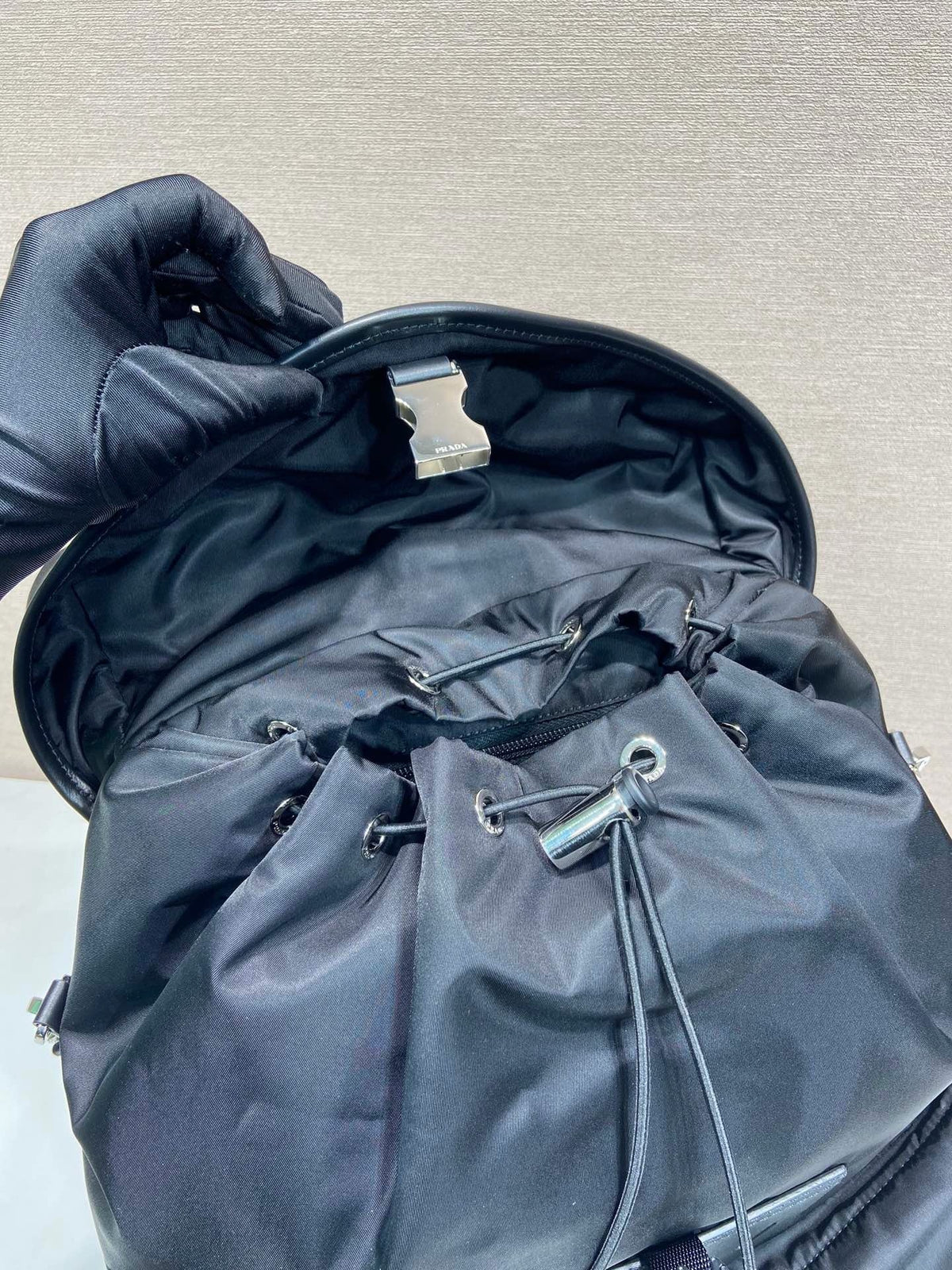Mehrfarbiger Rucksack