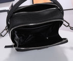 Vertikale Saffiano-Handytasche zum Umhängen
