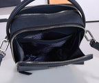 Vertikale Saffiano-Handytasche zum Umhängen