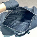 Schwarze Reisetasche