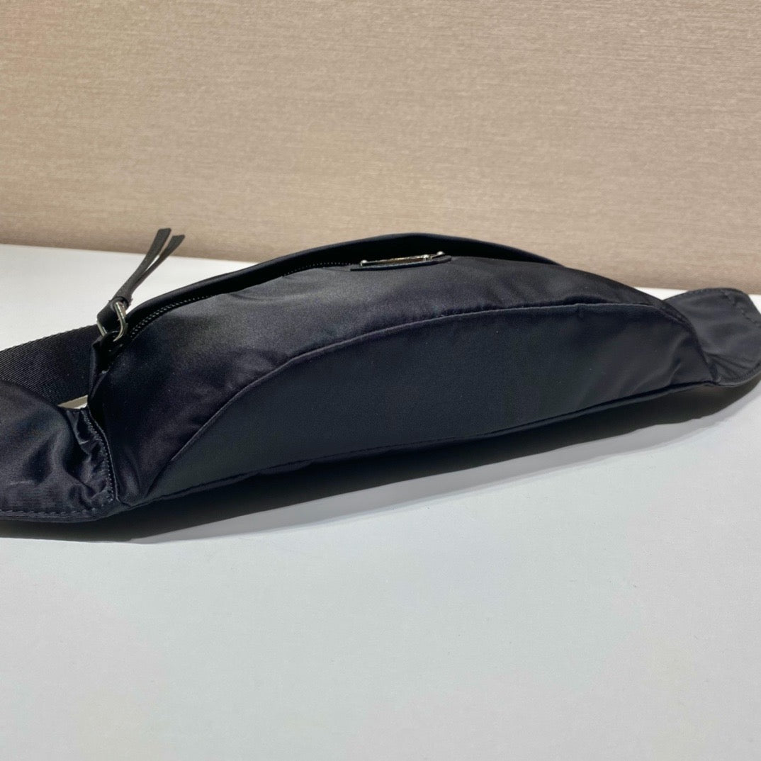 Schwarze Gürteltasche
