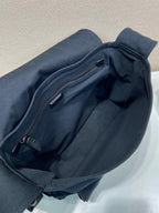 Nylon-Umhängetasche mit Überschlag