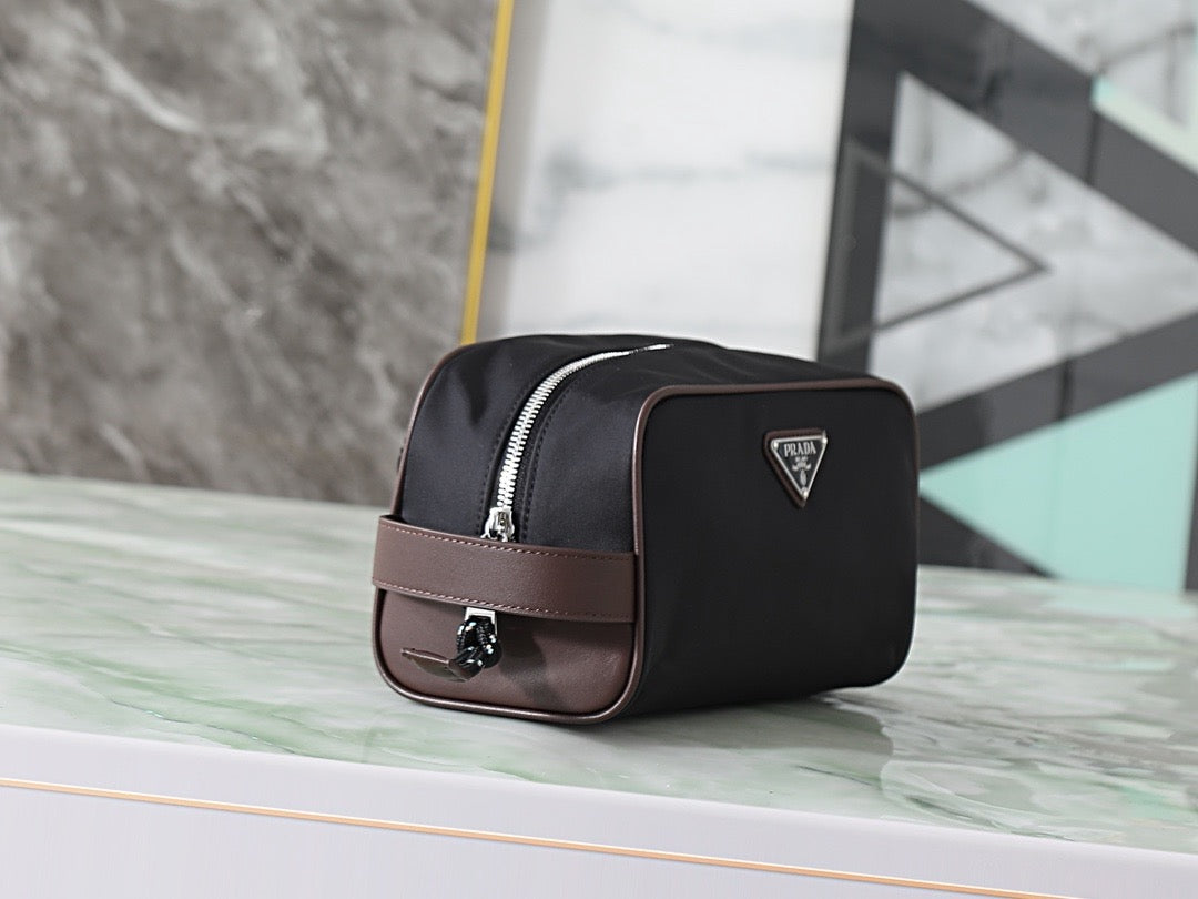 Black Clutch