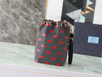 Mehrfarbige Beuteltasche