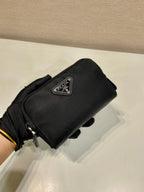 Schwarze Clutch