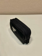 Schwarze Clutch