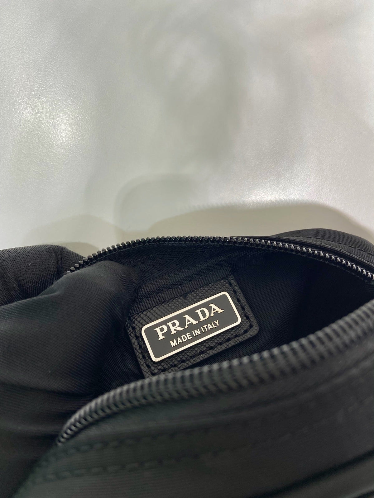 Schwarze Clutch