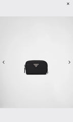 Schwarze Clutch