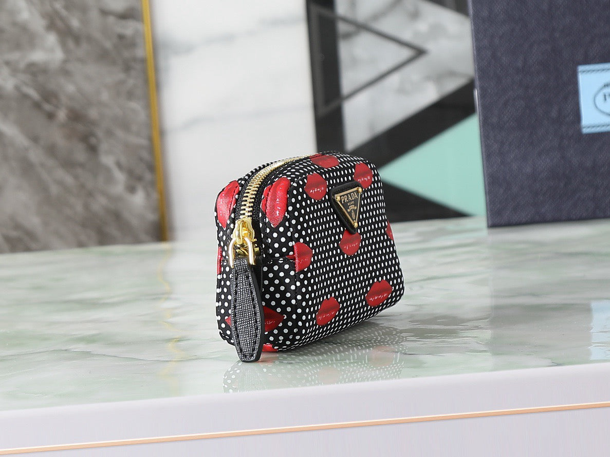 Multicolour Clutch