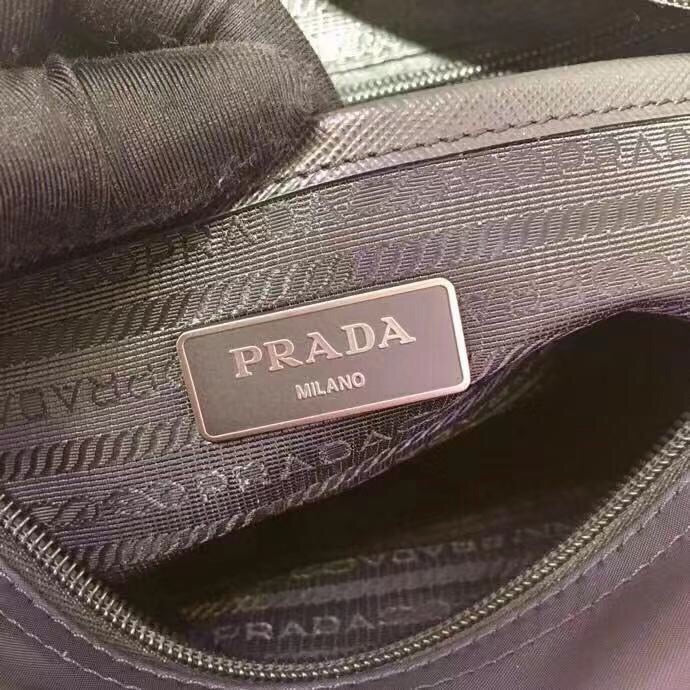Nylon Messenger mit Patch Umhängetasche