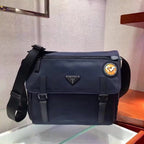 Nylon Messenger mit Patch Umhängetasche