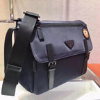 Nylon Messenger mit Patch Umhängetasche