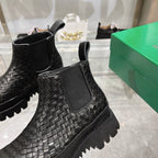 Schwarze Stiefel