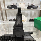 Schwarze Stiefel
