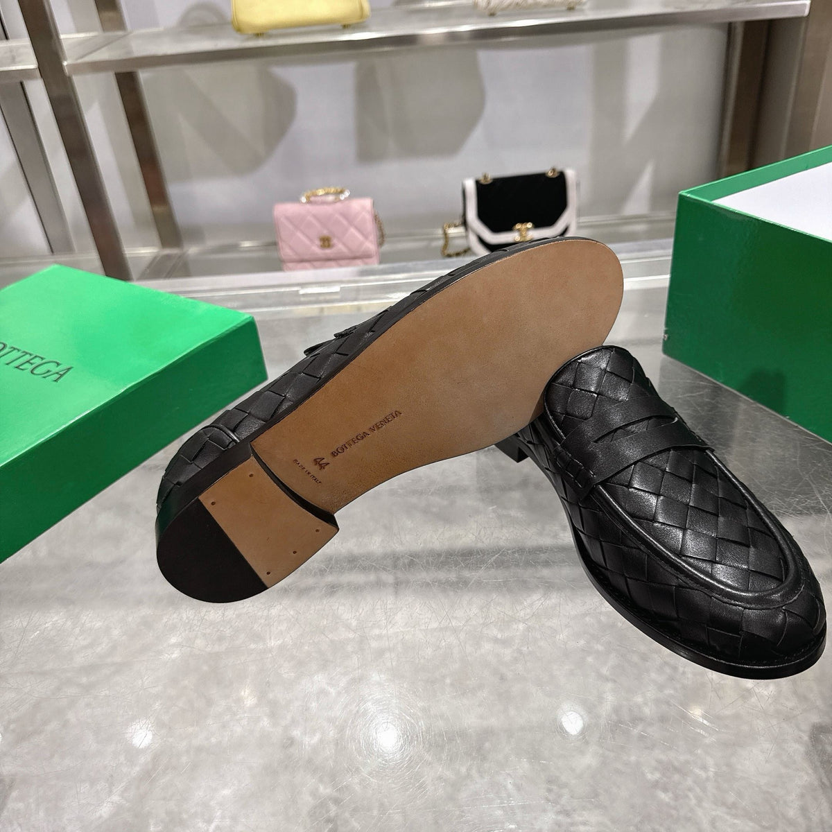 Mehrfarbige Slipper