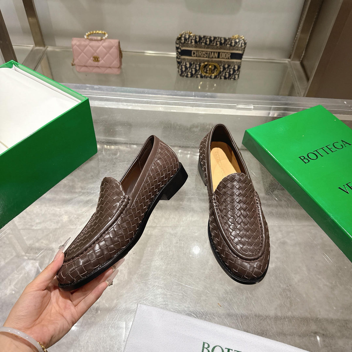 Schwarzer gewebter Intrecciato-Leder-Slipper – Herren