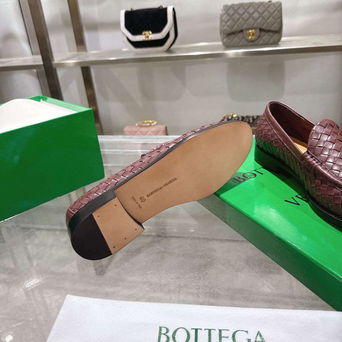 Schwarzer gewebter Intrecciato-Leder-Slipper – Herren
