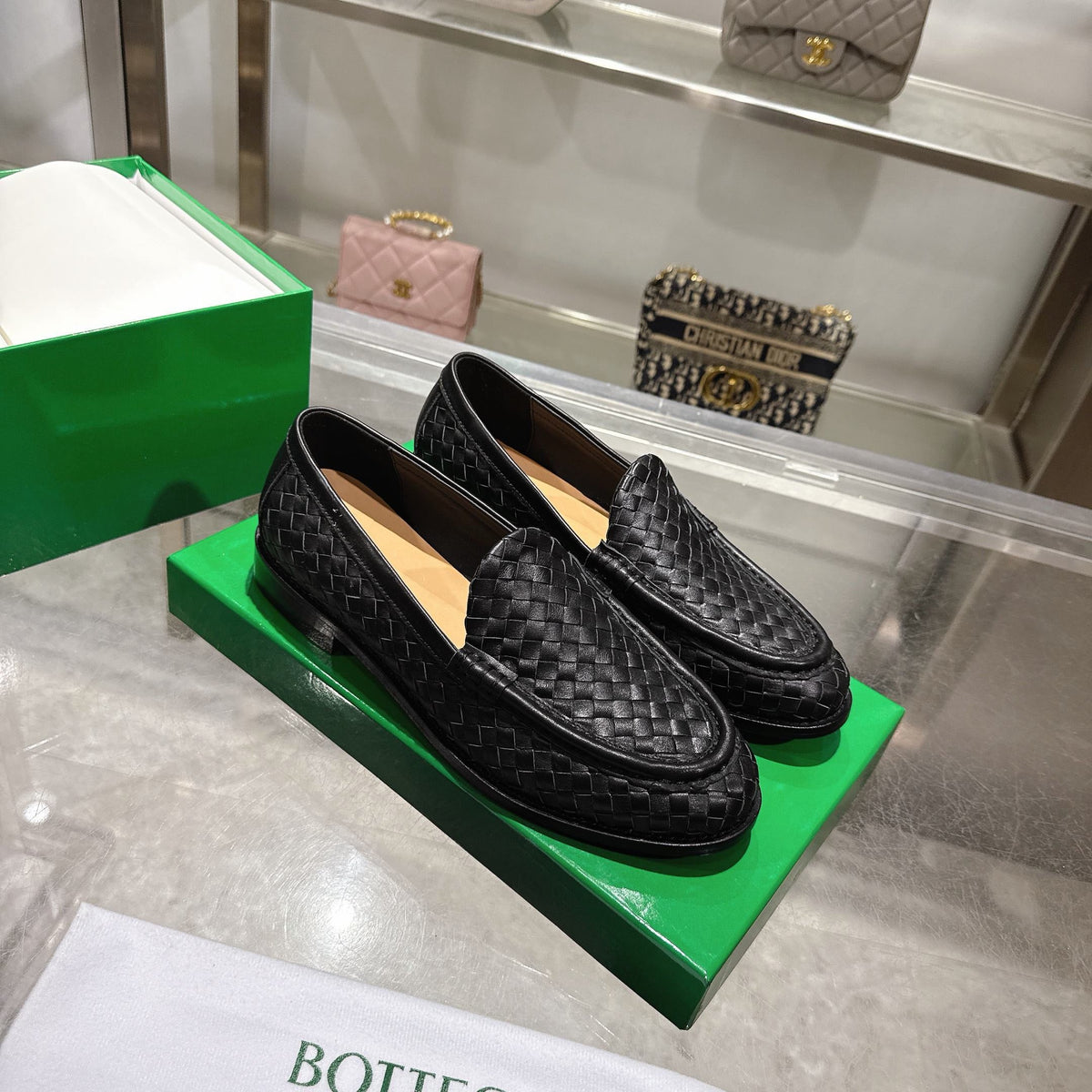 Schwarzer gewebter Intrecciato-Leder-Slipper – Herren